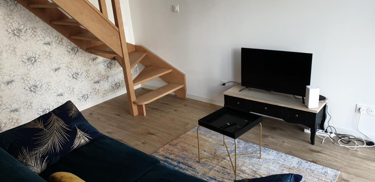 Appartement l'Aurore Dorée à Saint-Quentin  Extérieur photo
